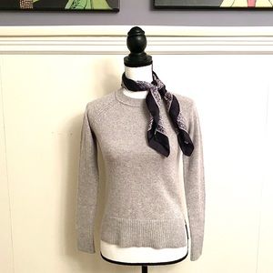 Gap 100% cashmere sweater in PETITE XS